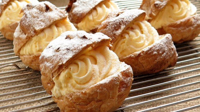 Cream Puffs Cream Puffs